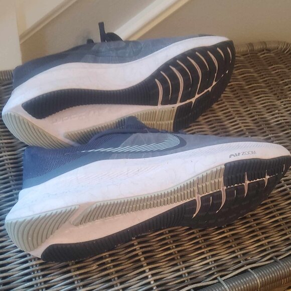 Nike Air Zoom Winflo Running Shoes Sz 8 1/2 Thunder Blue - Picture 5 of 9